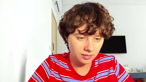 Evie online show from March 10, 6:29 am