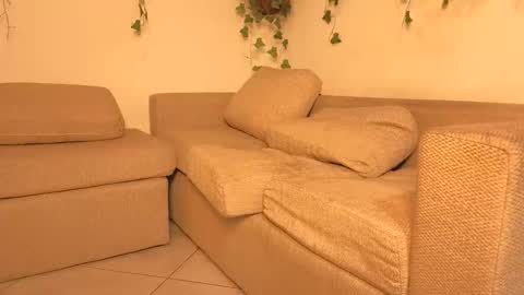 Daniela Dany online show from April 11, 7:45 am