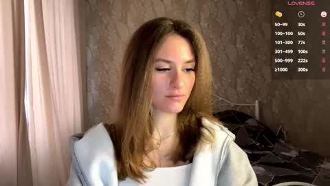 Mia online show from January 11, 9:26 am