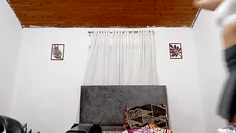 Val online show from October 7, 10:17 pm