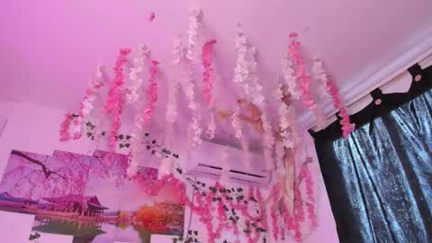 Odette  online show from September 25, 8:05 pm