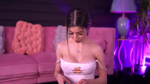 Odette online show from March 12, 6:50 am