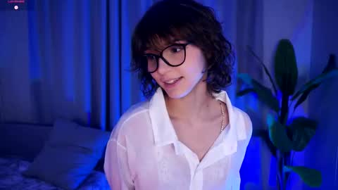 Thea online show from September 28, 7:12 pm