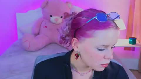 Ofelia 3 online show from October 10, 9:48 am