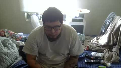 oscar flores online show from October 23, 2:40 pm