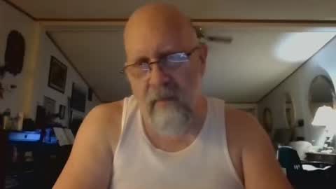 Maximus No Mo online show from December 19, 11:33 pm