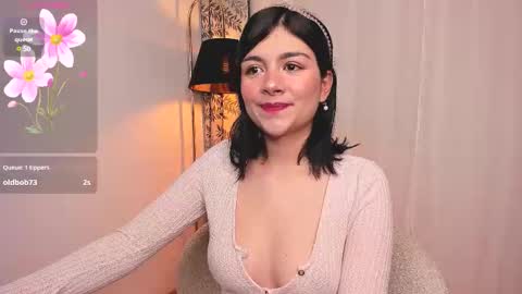  Holly  online show from October 18, 1:32 am