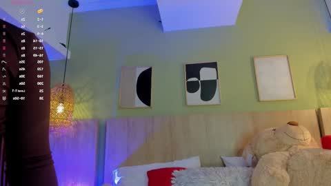 Holly online show from February 16, 11:19 am