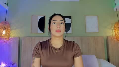 Holly online show from December 22, 11:17 am