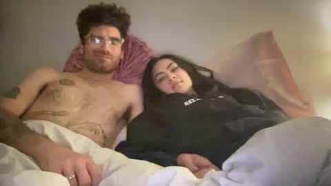 ohaufurt online show from December 14, 4:45 am