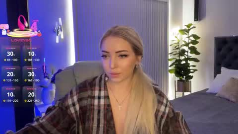 Emma online show from November 11, 1:30 am