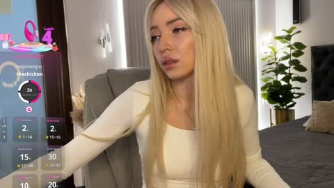 Emma online show from April 3, 1:34 am