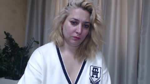 Iren online show from October 18, 6:50 am