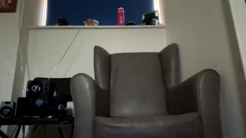 oiljames167 online show from October 24, 8:15 am