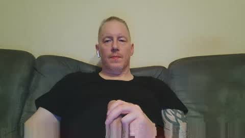 olavdelux online show from November 6, 8:34 pm