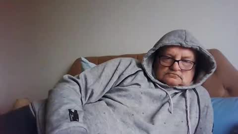 old_fkr online show from February 11, 12:15 pm