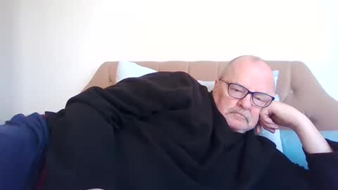 old_fkr online show from February 2, 10:24 am