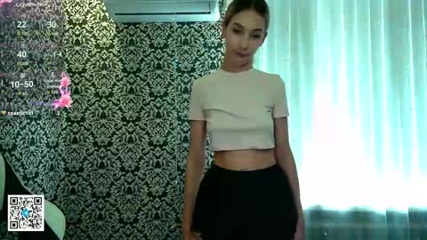 SofiaRoud online show from January 9, 9:37 am