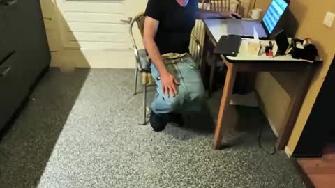 Snapshot of oldersagger chatting on September 28, 7:01 pm oldersagger online show from September 28, 7:01 pm