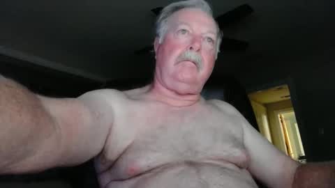 OldLakeGuy online show from October 7, 2:29 am