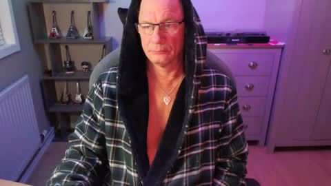 oldveteranuk online show from January 19, 5:17 am