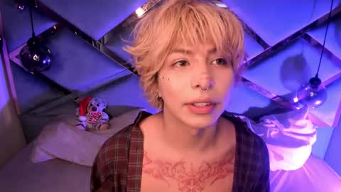 oliiverr22 online show from December 21, 2:01 pm