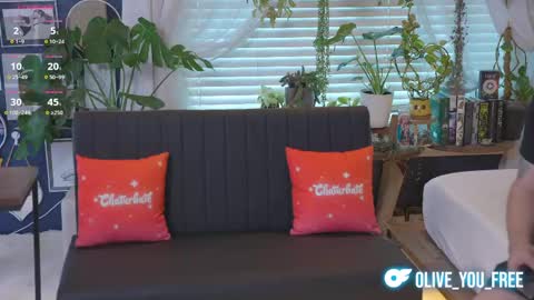 Olive online show from May 12, 1:25 am
