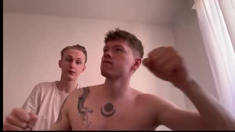 Oliver and Thomas online show from October 5, 10:23 am