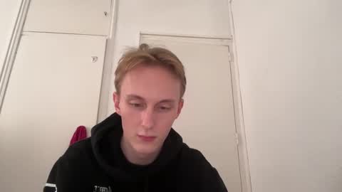 Oliver and Thomas online show from November 8, 12:41 pm