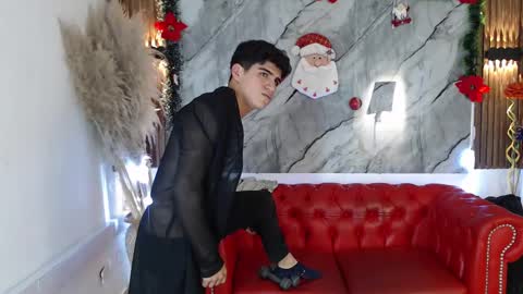 oliver_avella online show from December 26, 7:56 am