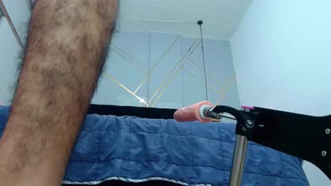 Oliver  Smith online show from February 13, 8:03 pm