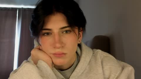 oliver online show from March 24, 12:00 pm