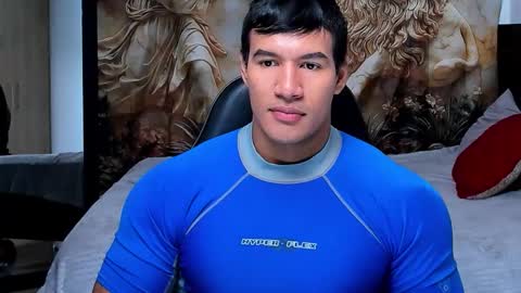 oliver_tommy online show from November 22, 11:08 am