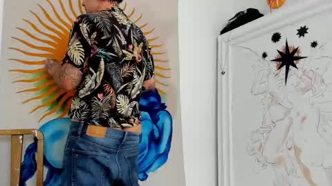 Mr Blue Sky online show from January 14, 6:07 pm