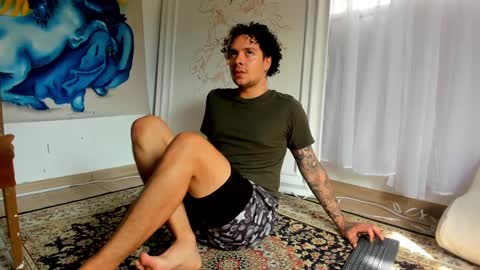 Mr Blue Sky online show from February 4, 8:06 pm