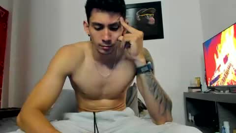 Oliver bennet online show from September 23, 11:11 pm