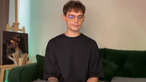 oliverlawrence online show from June 26, 12:54 pm