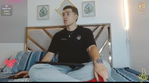 oliver saint online show from April 20, 11:52 pm