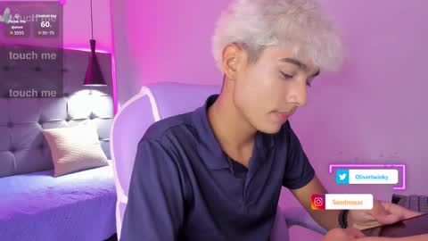 Oliver online show from September 14, 6:26 am