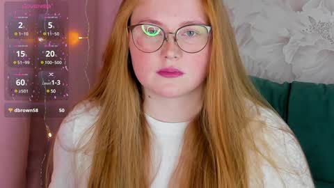 Snapshot of olivia_date chatting on December 16, 2:27 pm Olivia Date online show from December 16, 2:27 pm