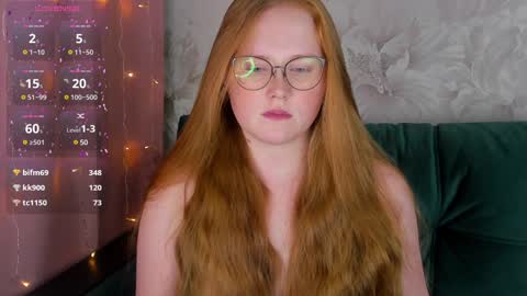 Snapshot of olivia_date chatting on December 9, 7:29 pm Olivia Date online show from December 9, 7:29 pm