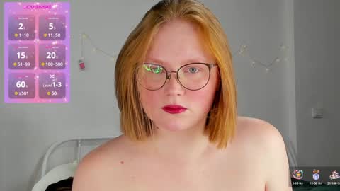Snapshot of olivia_date chatting on January 17, 12:42 pm Olivia Date online show from January 17, 12:42 pm