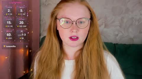 Snapshot of olivia_date chatting on December 7, 3:47 pm Olivia Date online show from December 7, 3:47 pm