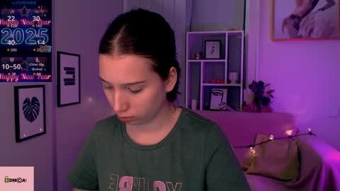 Olivia online show from January 6, 8:28 pm