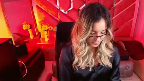  OLIVIA  online show from November 10, 4:48 am