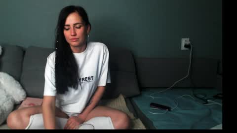 olivia millerss online show from April 4, 7:21 pm