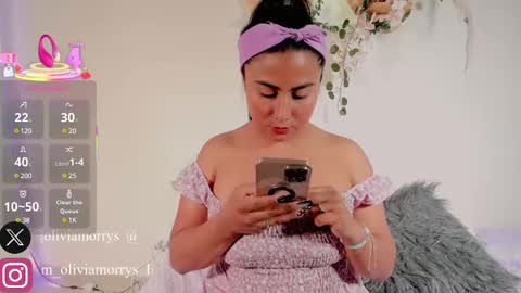 Snapshot of olivia_morrys chatting on February 19, 3:16 pm Olivia happyness online show from February 19, 3:16 pm