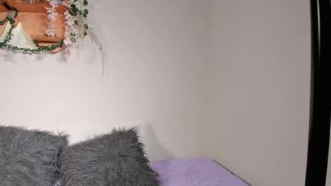 Snapshot of olivia_morrys chatting on January 17, 11:29 pm Olivia happyness online show from January 17, 11:29 pm
