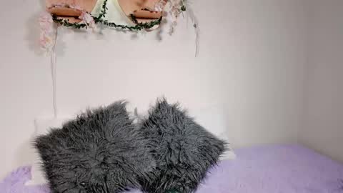 Snapshot of olivia_morrys chatting on January 21, 3:21 pm Olivia happyness online show from January 21, 3:21 pm