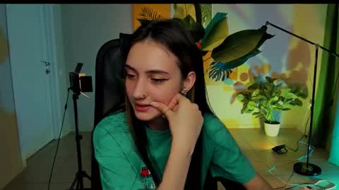 olivia_norton_ online show from September 22, 1:59 pm